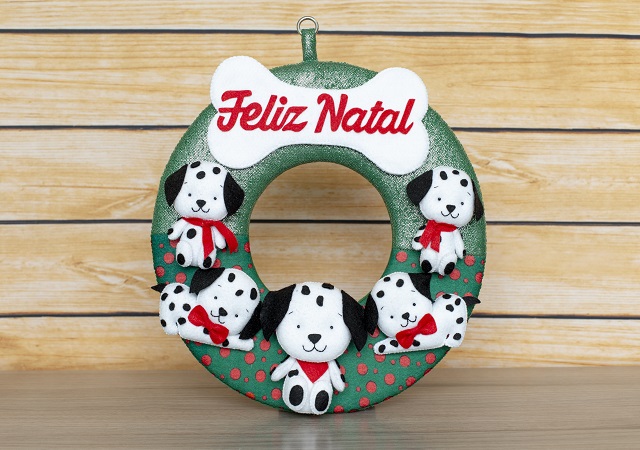 como fazer guirlanda de Natal em feltro